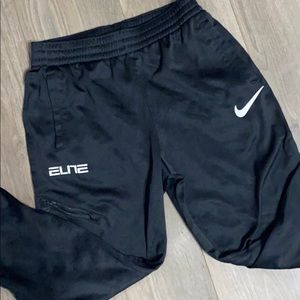 Boys Nike elite gym pants